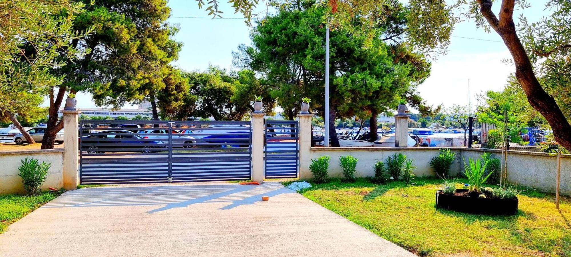 Apartments Las Cabezas 扎达尔 外观 照片