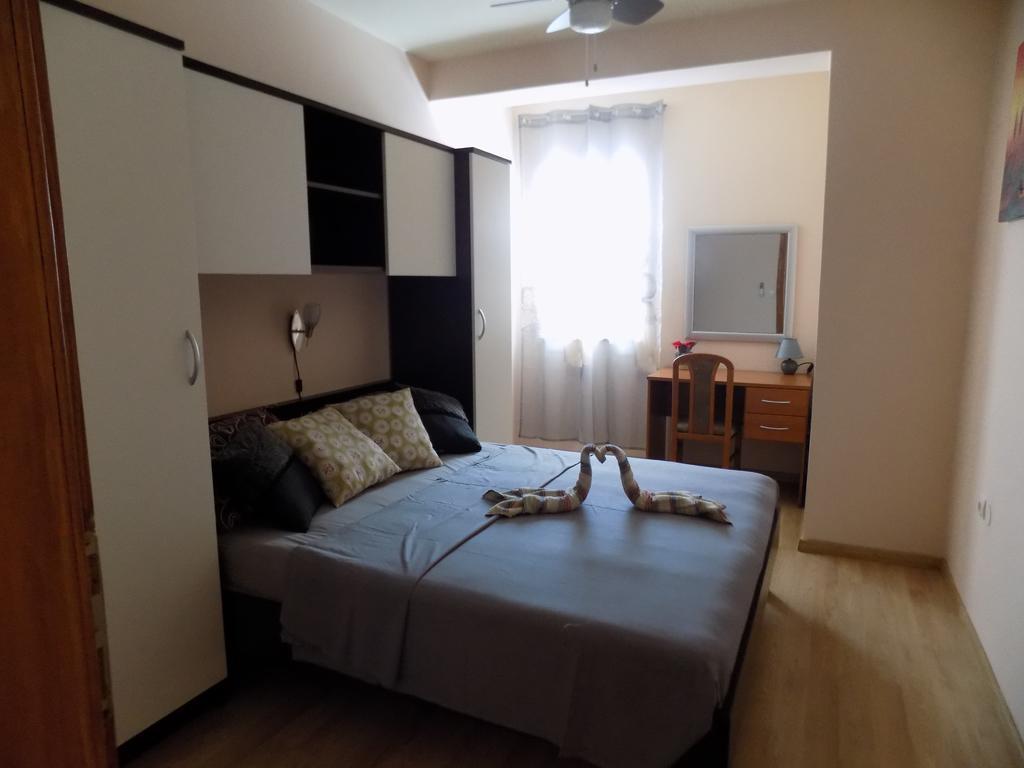 Apartments Las Cabezas 扎达尔 外观 照片