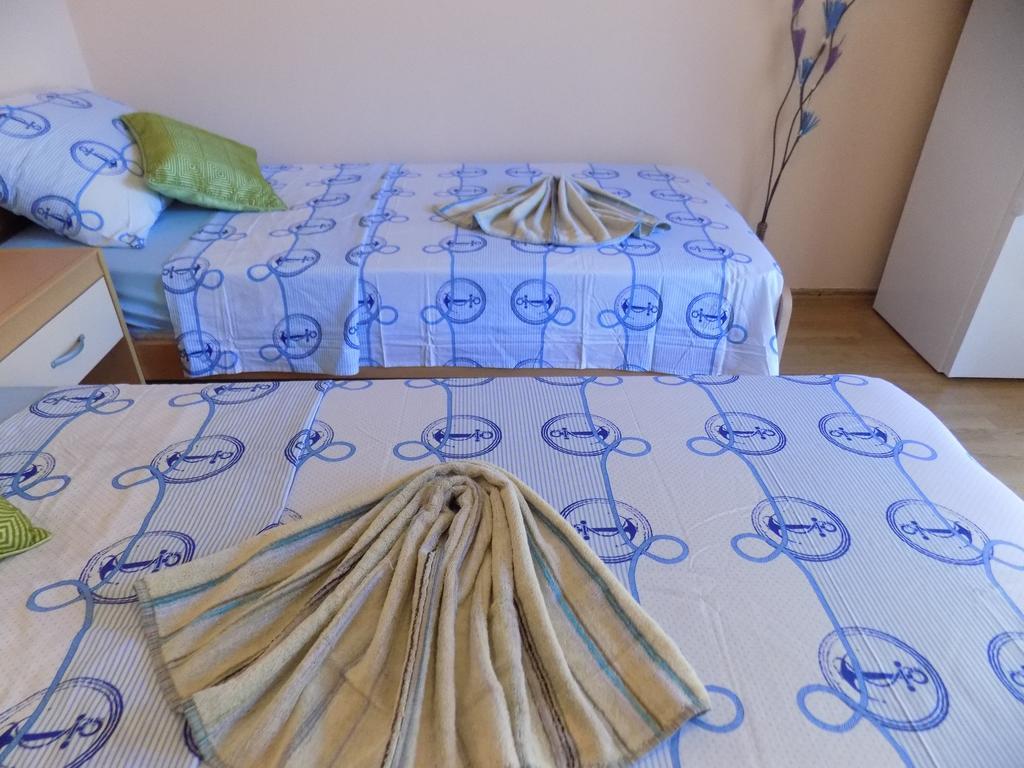 Apartments Las Cabezas 扎达尔 外观 照片